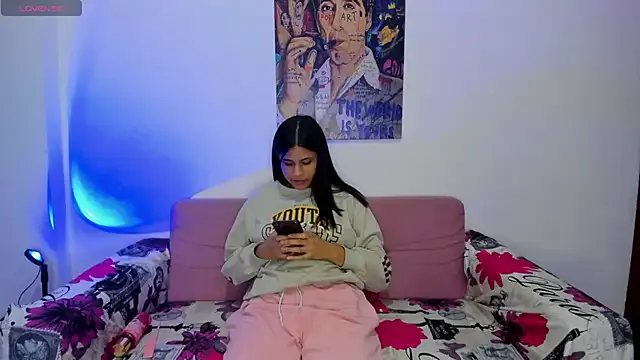 Offline Abusive_cousin on StripChat