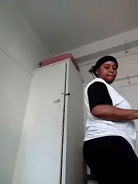 AcetousAbb — Naked