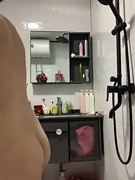 Offline Aimeil on StripChat