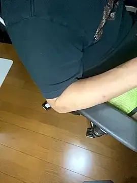 Offline AKI09aki on StripChat