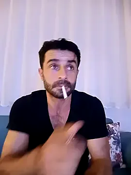 Offline alex10alexx on StripChat