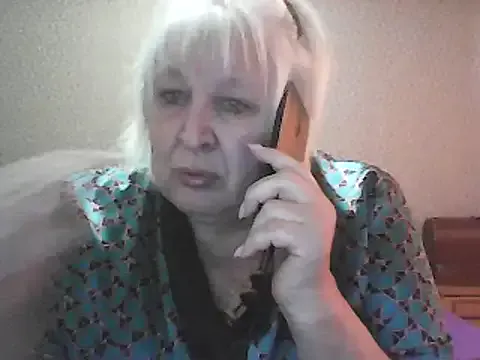 Offline Alexia64231 on StripChat