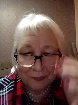 Offline Alexia64231 on StripChat