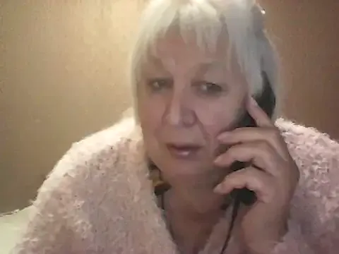 Offline Alexia64231 on StripChat