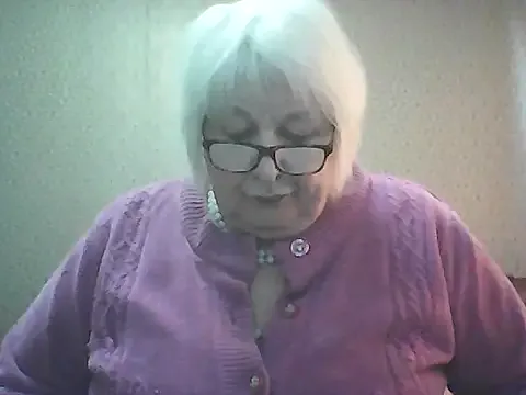 Offline Alexia64231 on StripChat