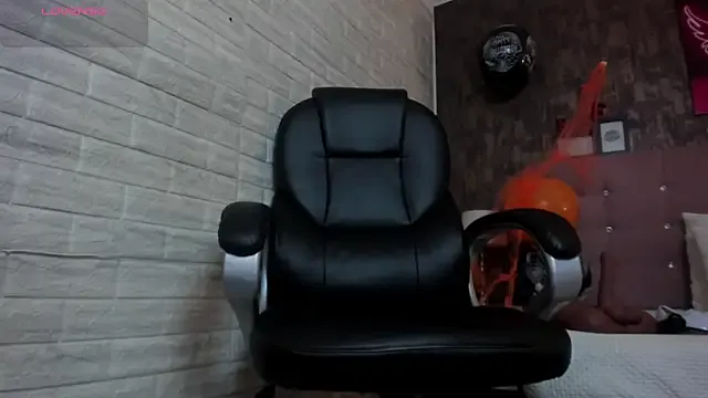 Offline alice__tylor on StripChat