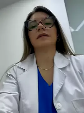 alicee16 on StripChat