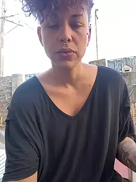 Offline alicetgirlbr on StripChat