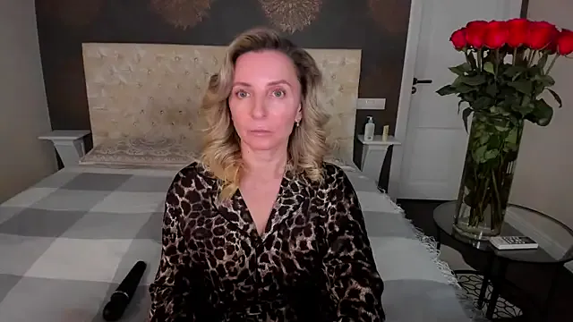 AllisonWilliams on StripChat