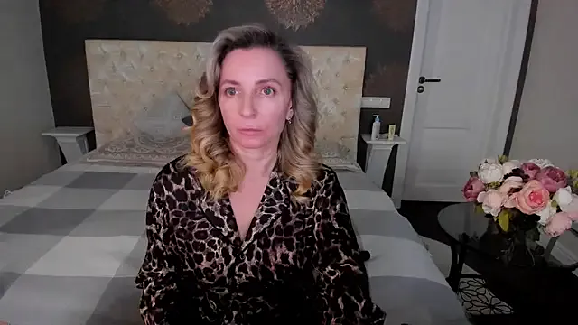 AllisonWilliams on StripChat