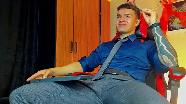 Offline ALPHA_DOMINUS_ on StripChat