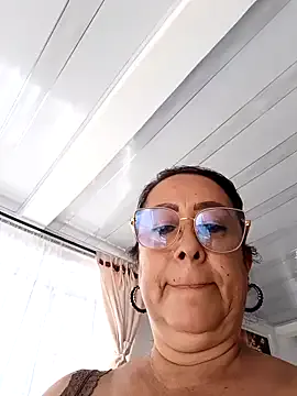 amaranta_c on StripChat