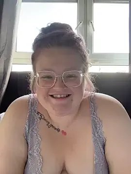 Offline AmberBliss-X on StripChat