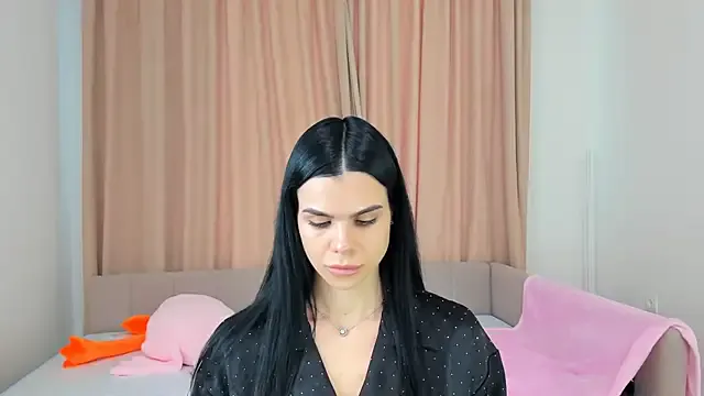 Offline Amelisweett on StripChat