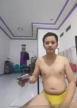 Freechat andi888999 on StripChat