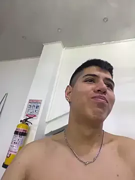 Offline Angel_Khouri on StripChat