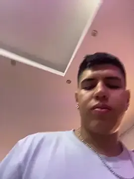 Offline Angel_Khouri on StripChat