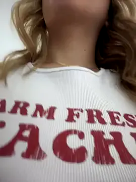 Freechat AngelBlushXXX on StripChat