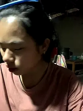 Offline AnhDuong006 on StripChat