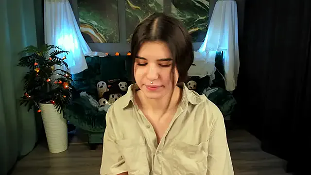 Offline AnoraDark on StripChat