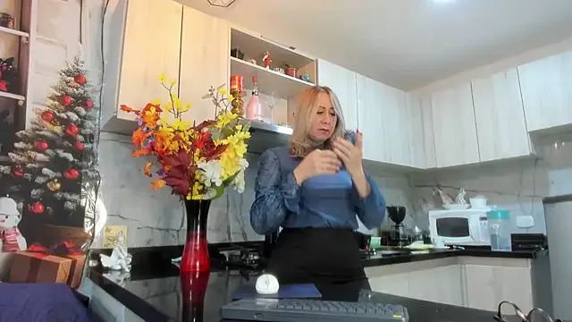 Offline ashleymilf_1 on StripChat