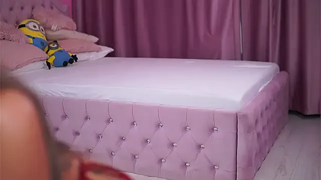 Offline AshleySinn on StripChat