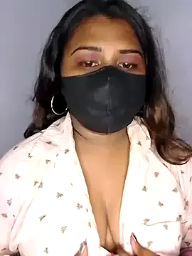 Attractive-_Girl on StripChat