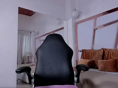 Offline aurora_coldd on StripChat