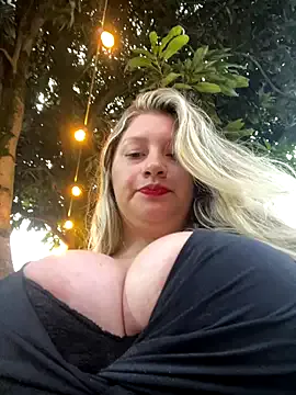 Offline aurora_coldd on StripChat