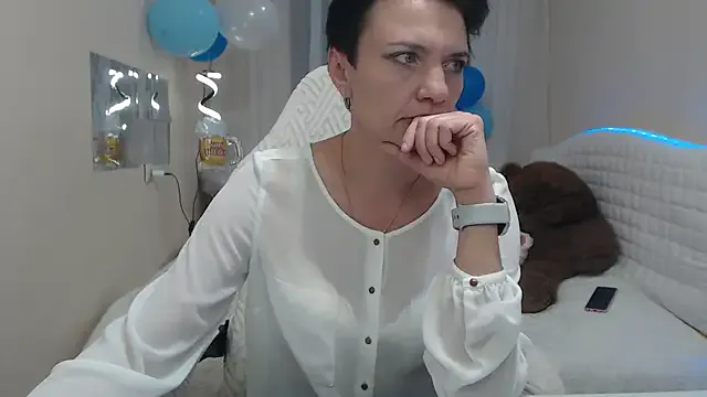 Freechat AvaSaturnian on StripChat