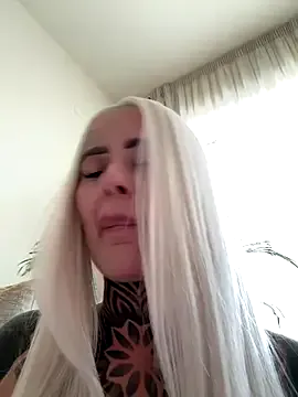 Offline bambixboo on StripChat