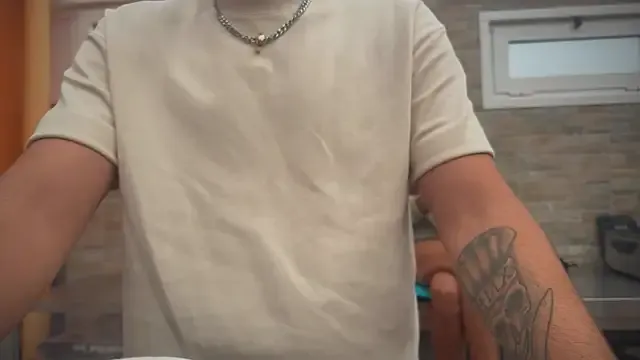 Offline barfantasy on StripChat