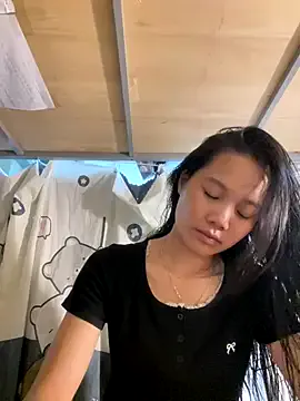 Offline Be-MyMy on StripChat