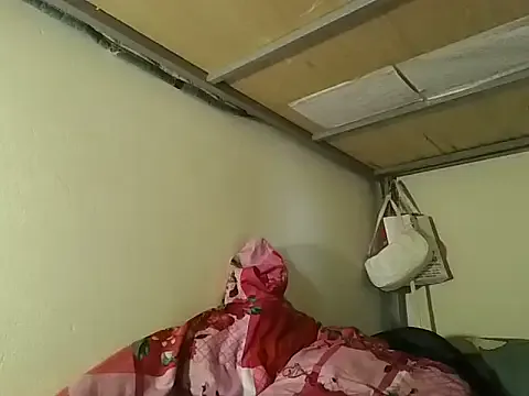 Offline Be-MyMy on StripChat