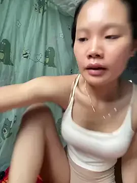 Offline Be-MyMy on StripChat