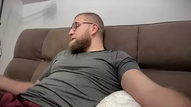 Offline Bear_bear_ on StripChat