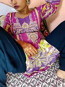 Offline Beautifulsex4u on StripChat