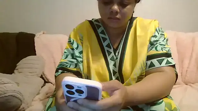 Offline beautylovess on StripChat