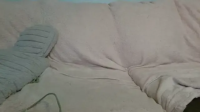 Offline beautylovess on StripChat