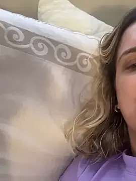 StripChat Bia_sexynovaes is Freechat Bia_sexynovaes — Tirar a calcinha