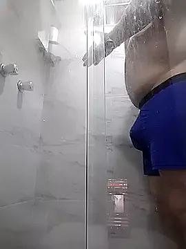 Offline BigCristh79 on StripChat