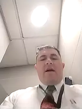 Offline BigCristh79 on StripChat