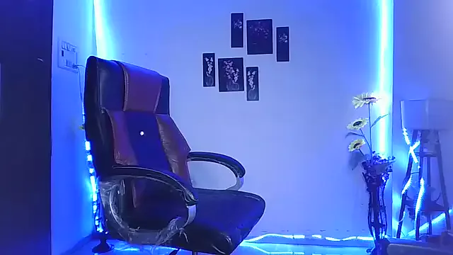 Freechat Black-Pearll on StripChat