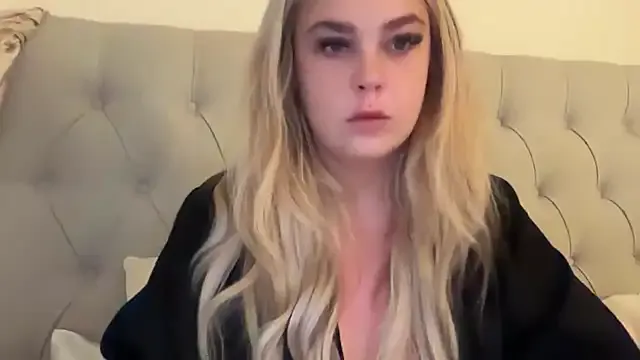 Freechat blairbella on StripChat