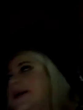 Freechat blairbella on StripChat