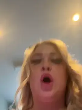 Freechat blairbella on StripChat