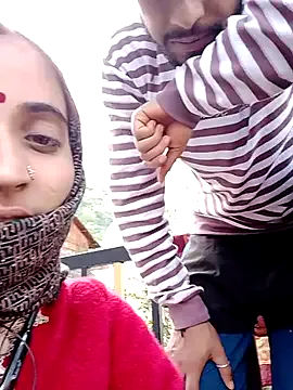 Offline bold-couple on StripChat