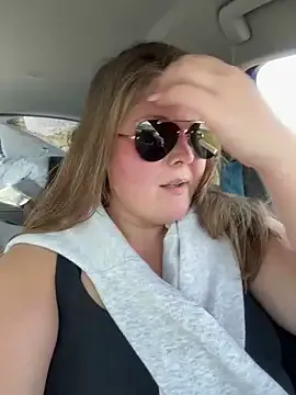 Offline BootyLola on StripChat