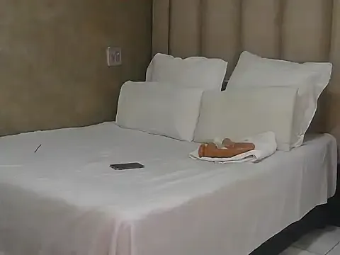 Freechat BQueen223 on StripChat