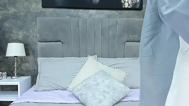 bruce_hans — ass play